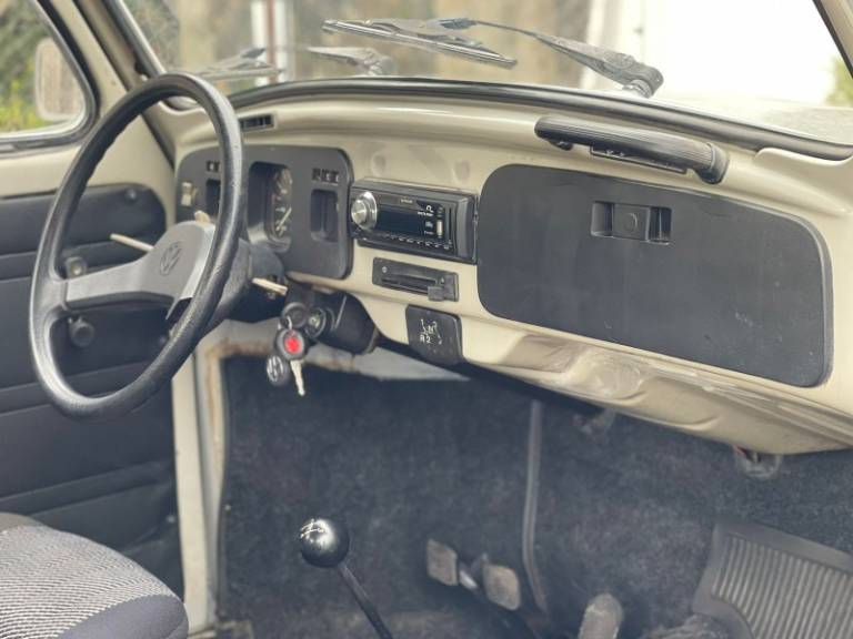 VOLKSWAGEN - FUSCA - 1985/1985 - Cinza - R$ 25.000,00