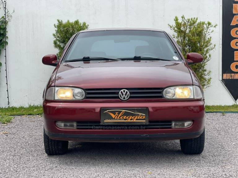 VOLKSWAGEN - GOL - 1996/1995 - Vermelha - R$ 17.900,00