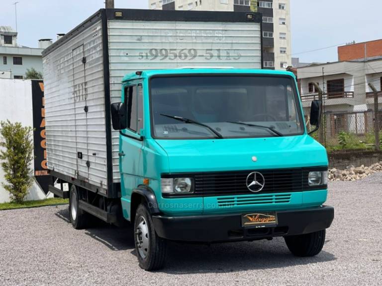 MERCEDES-BENZ - 709 - 1995/1995 - Verde - R$ 99.000,00