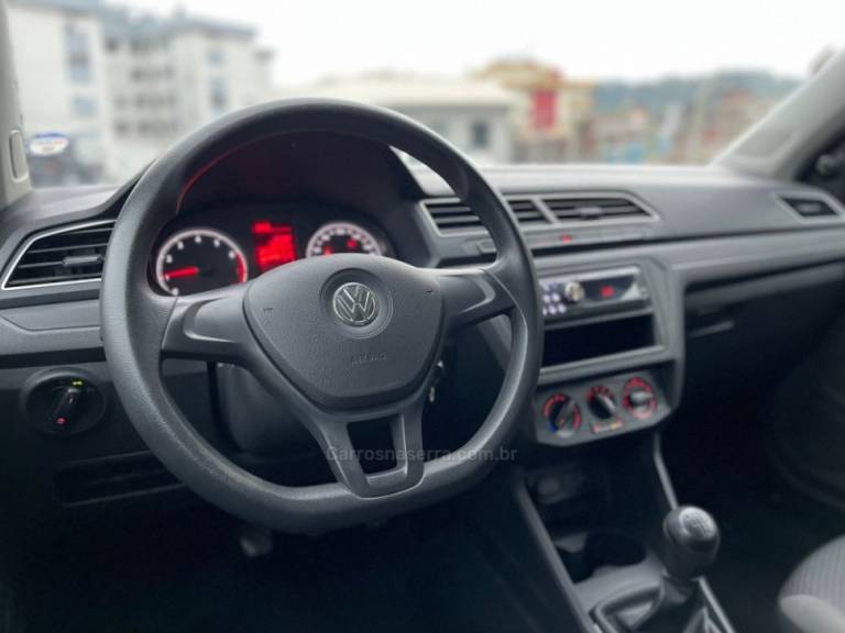 VOLKSWAGEN - GOL - 2022/2023 - Cinza - R$ 53.900,00