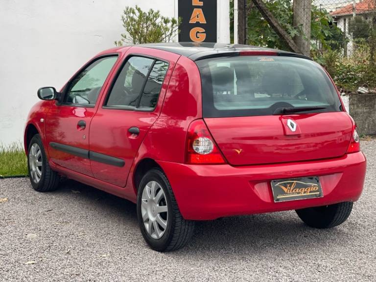 RENAULT - CLIO - 2008/2009 - Vermelha - R$ 22.900,00