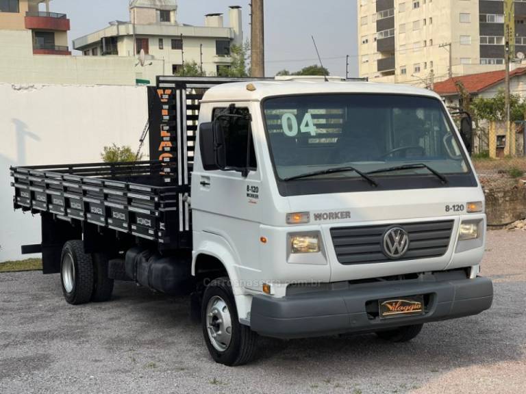 VOLKSWAGEN - 8-120 - 2003/2004 - Branca - R$ 129.900,00