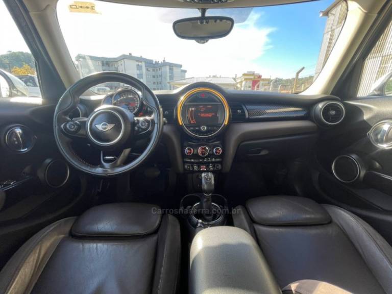 MINI - COOPER - 2015/2015 - Verde - R$ 90.900,00