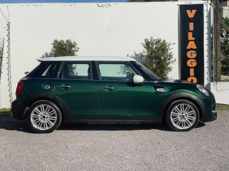 MINI - COOPER - 2015/2015 - Verde - R$ 90.900,00