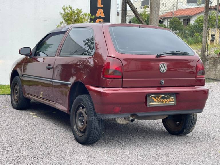 VOLKSWAGEN - GOL - 1996/1995 - Vermelha - R$ 17.900,00