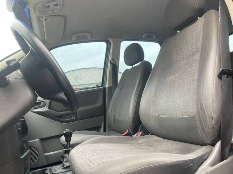 CHEVROLET - MERIVA - 2007/1997 - Cinza - R$ 19.900,00