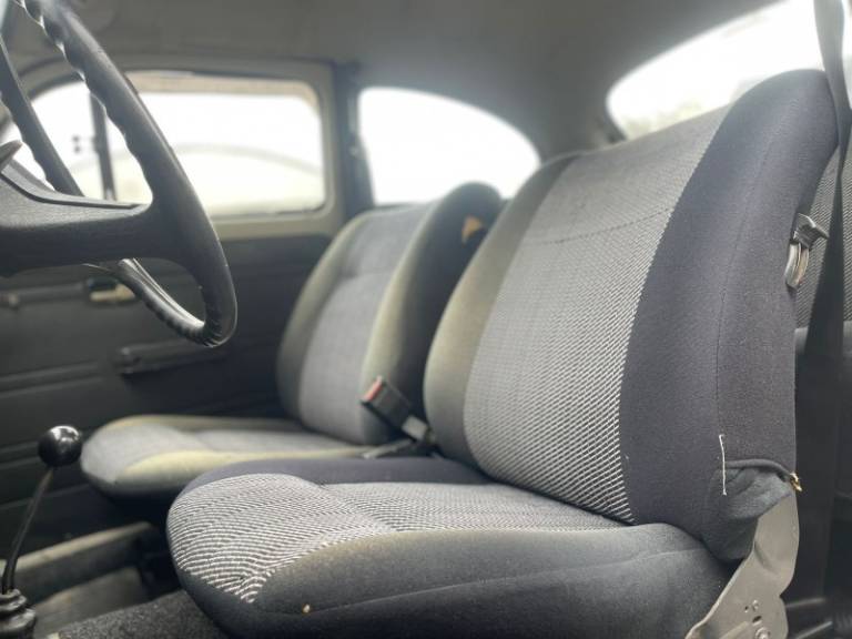 VOLKSWAGEN - FUSCA - 1985/1985 - Cinza - R$ 25.000,00
