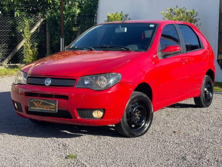 FIAT - PALIO - 2006/2006 - Vermelha - R$ 18.900,00