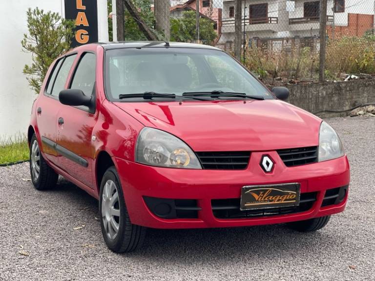 RENAULT - CLIO - 2008/2009 - Vermelha - R$ 22.900,00