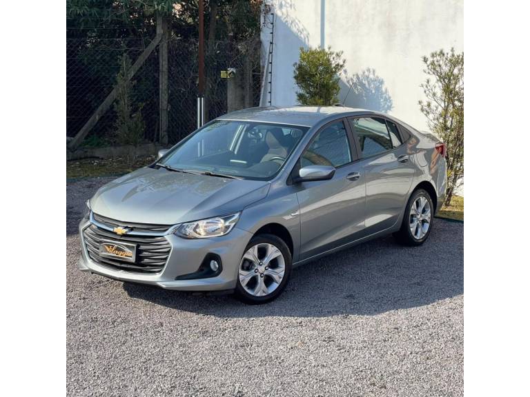 CHEVROLET - ONIX - 2023/2024 - Cinza - R$ 89.900,00