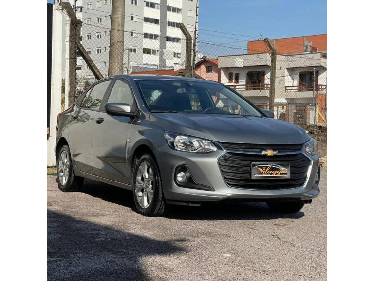 CHEVROLET - ONIX - 2023/2024 - Cinza - R$ 89.900,00