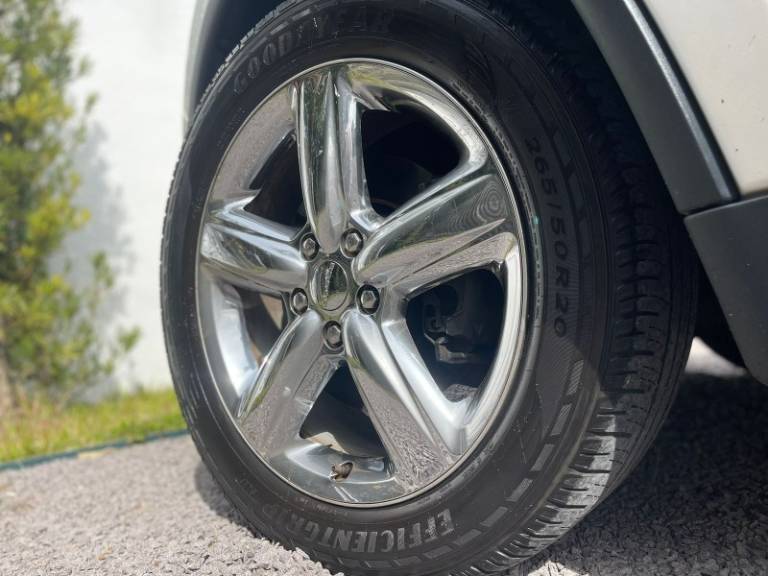 DODGE - DURANGO - 2012/2013 - Branca - R$ 99.900,00