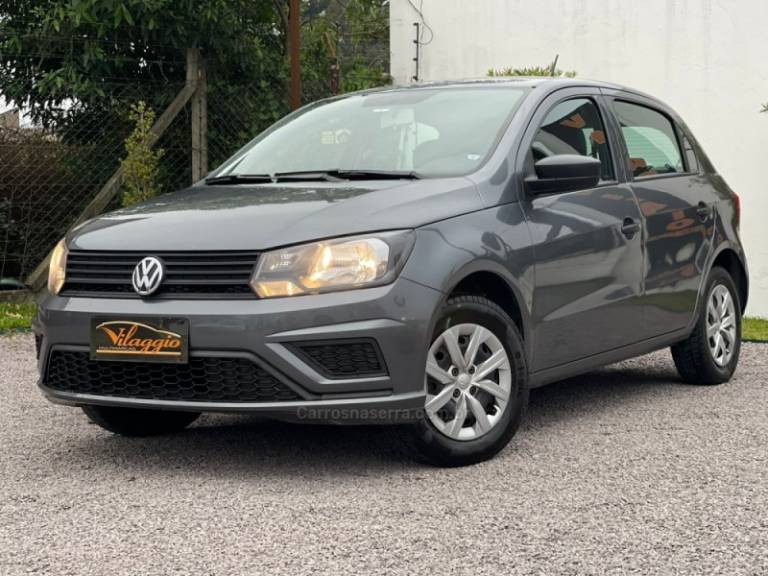 VOLKSWAGEN - GOL - 2022/2023 - Cinza - R$ 53.900,00