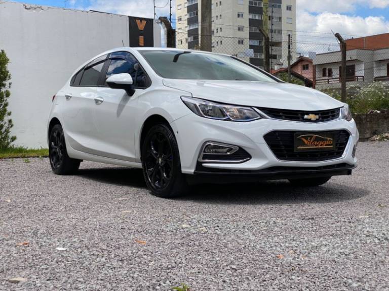 CHEVROLET - CRUZE - 2016/2017 - Branca - R$ 79.900,00