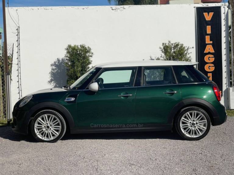 MINI - COOPER - 2015/2015 - Verde - R$ 90.900,00