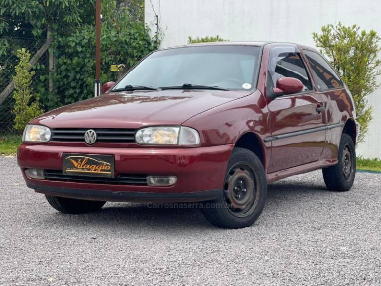 VOLKSWAGEN - GOL - 1996/1995 - Vermelha - R$ 17.900,00